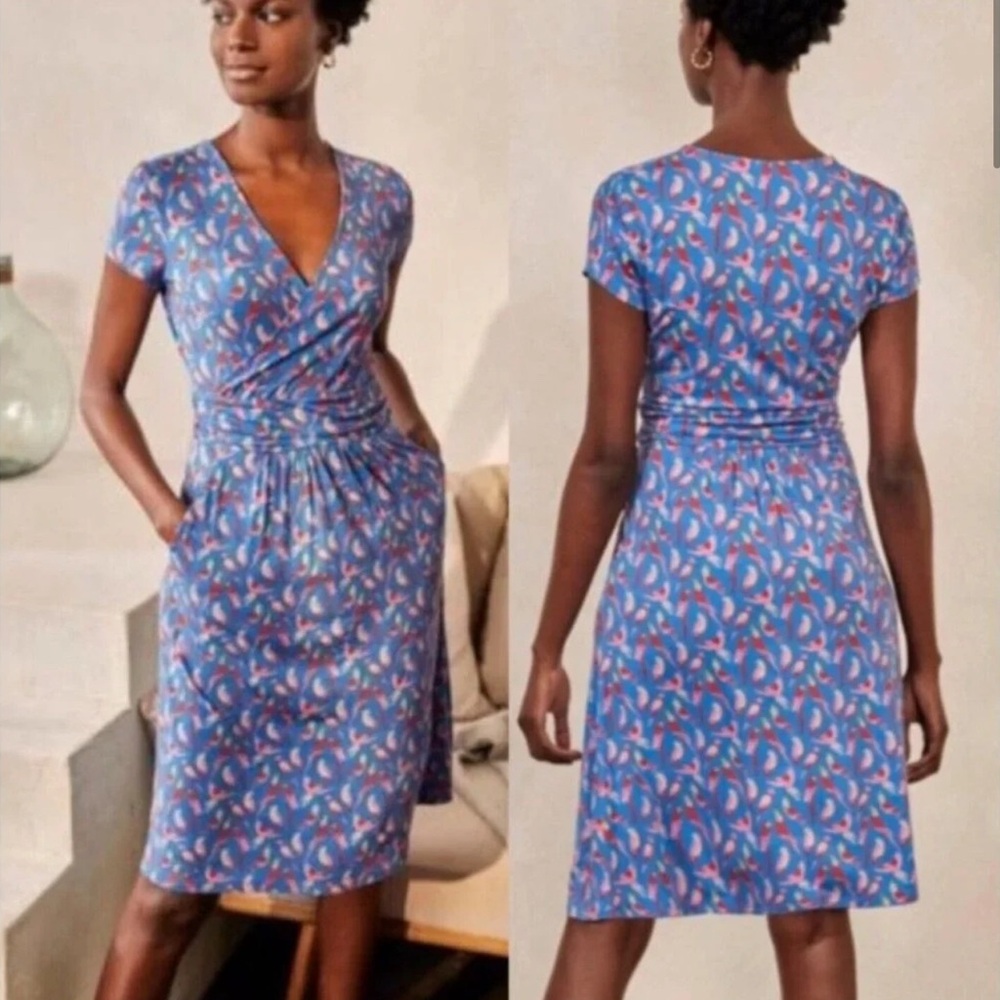 Boden Blue and White Ruched Sheath Dress V-Neck Short Sleeve